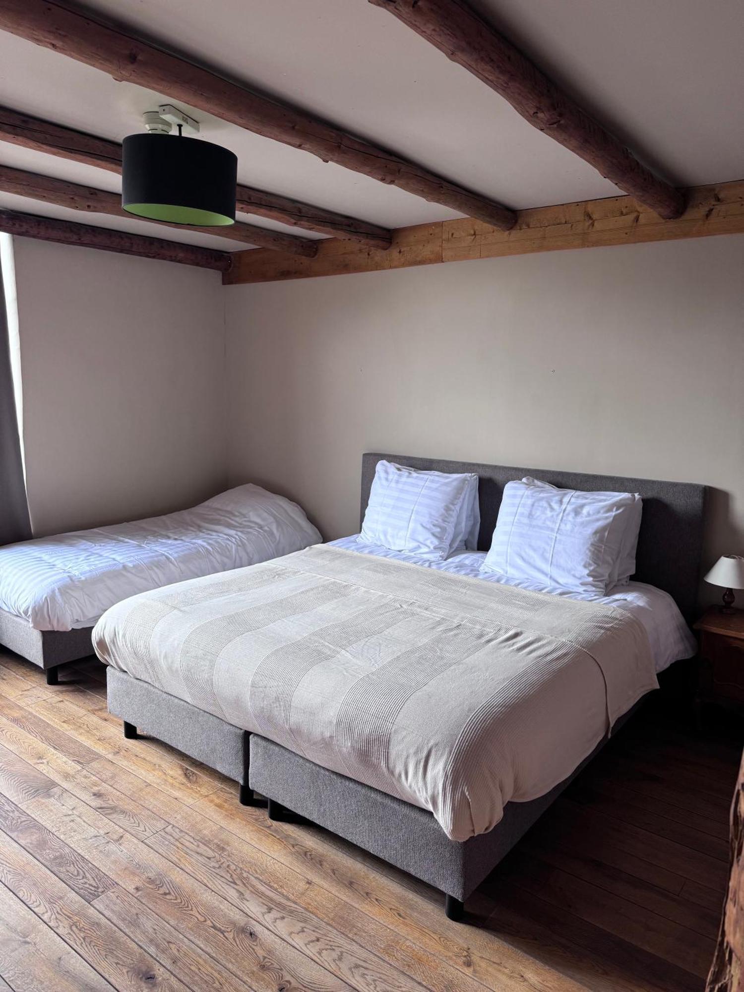Buteo Chambres D'Hotes & Espresso Lesterny Екстериор снимка