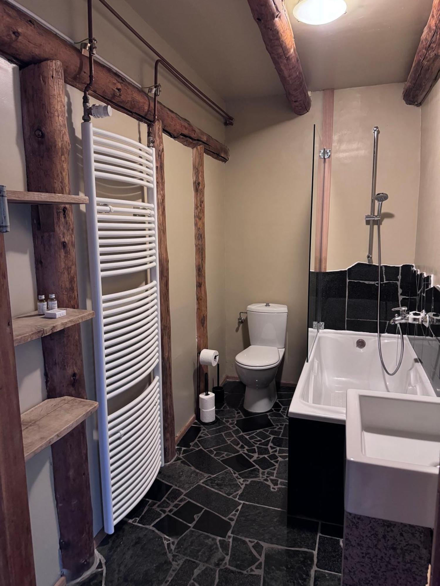 Buteo Chambres D'Hotes & Espresso Lesterny Екстериор снимка
