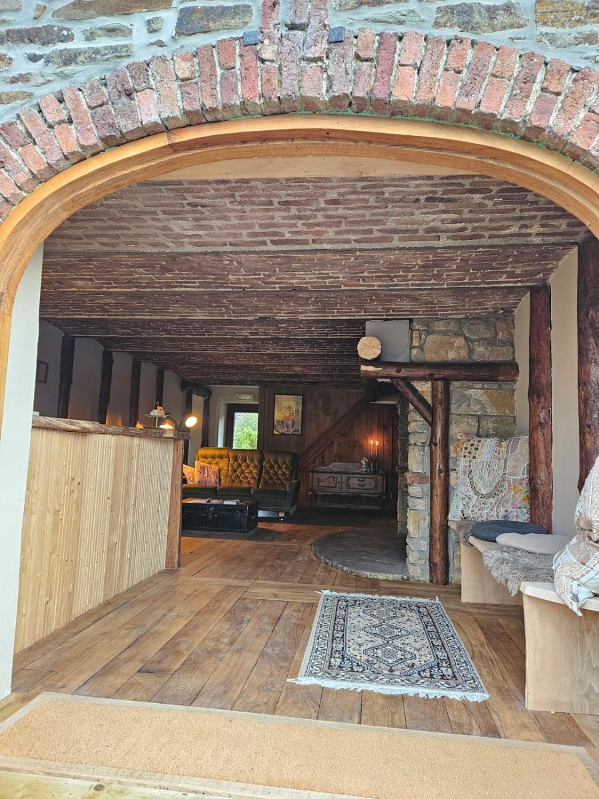 Buteo Chambres D'Hotes & Espresso Lesterny Екстериор снимка