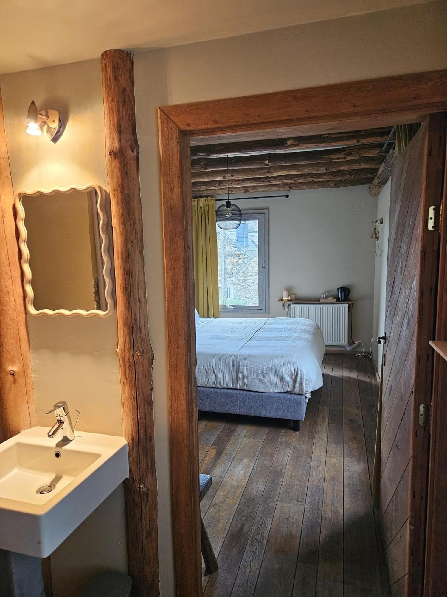 Buteo Chambres D'Hotes & Espresso Lesterny Екстериор снимка